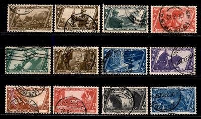 Italia / Regno / Vittorio Emanuele III / Posta Ordinaria + Aerea + Espressi