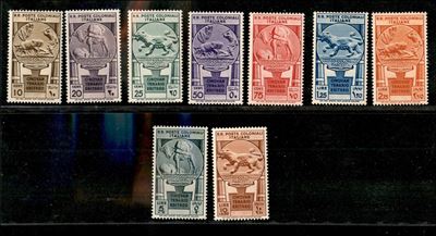 Italia / Colonie / Emissioni Generali / Posta Ordinaria + Aerea